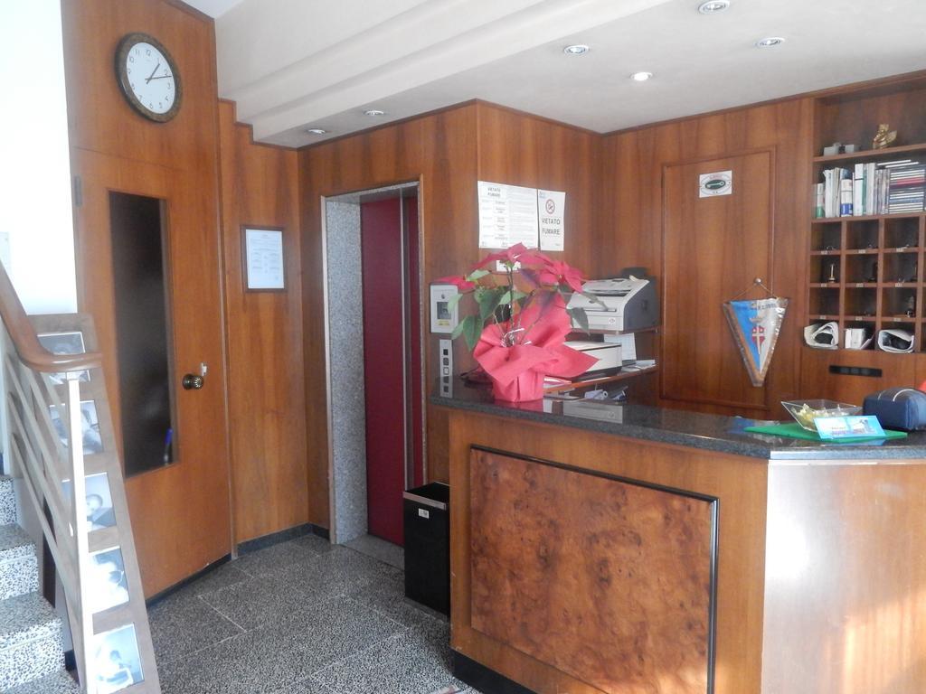 Hotel Aurora Τρεβίζο Εξωτερικό φωτογραφία