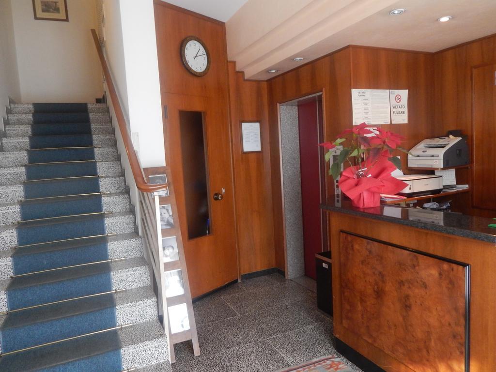 Hotel Aurora Τρεβίζο Εξωτερικό φωτογραφία