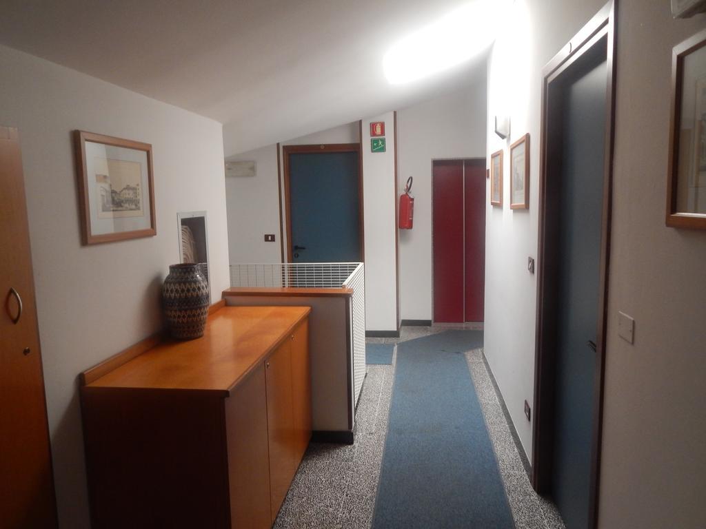 Hotel Aurora Τρεβίζο Εξωτερικό φωτογραφία