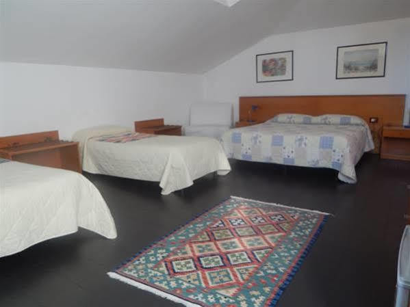 Hotel Aurora Τρεβίζο Εξωτερικό φωτογραφία